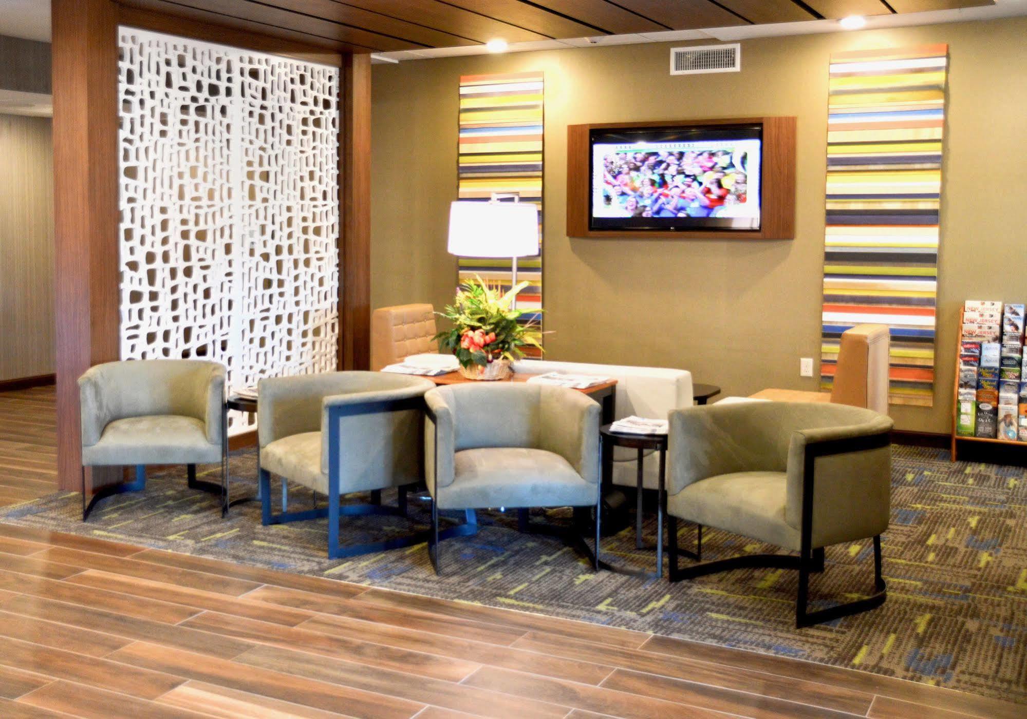Holiday Inn Express Bordentown - Trenton South By Ihg المظهر الخارجي الصورة