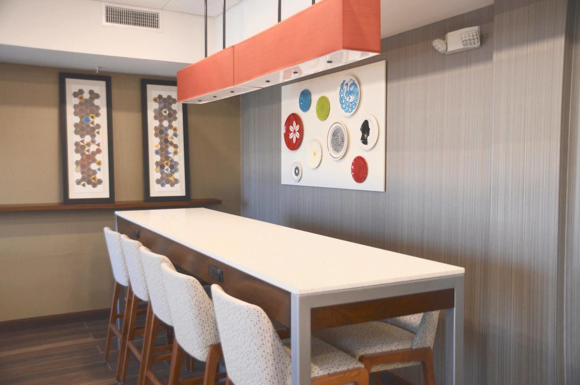 Holiday Inn Express Bordentown - Trenton South By Ihg المظهر الخارجي الصورة